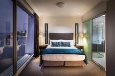 Trinity Wharf Suite bedroom