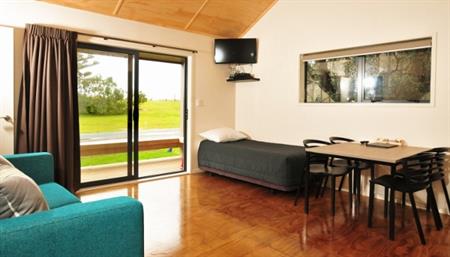 Self-contained cabin interior 5