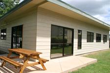 Motel - 4 Bedroom