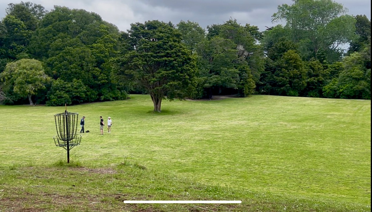 Isengard, Upper Hutt, Frisbee Golf-Harcourt park