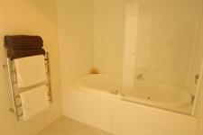 Luxury Unit bathroom