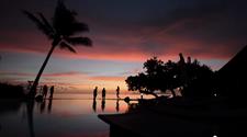 Pink sunset/ coucher de soleil rosâtre - MAITAI LAPITA HUAHINE