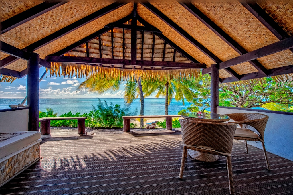 Aitutaki Beachfront Accommodation | Aitutaki Luxury Beach Bungalows ...