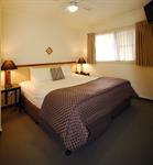 Bedroom in 1 bedroom Spa Suite for 2